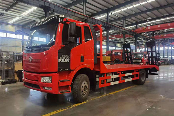 解放J6单桥平板运输车